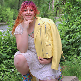 Photo of Emma Sadewasser