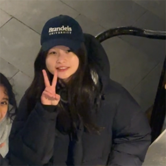 Photo of Michelle Ou